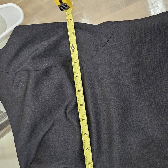 La Femme One-Shoulder Jersey Gown - Picture 11 of 13